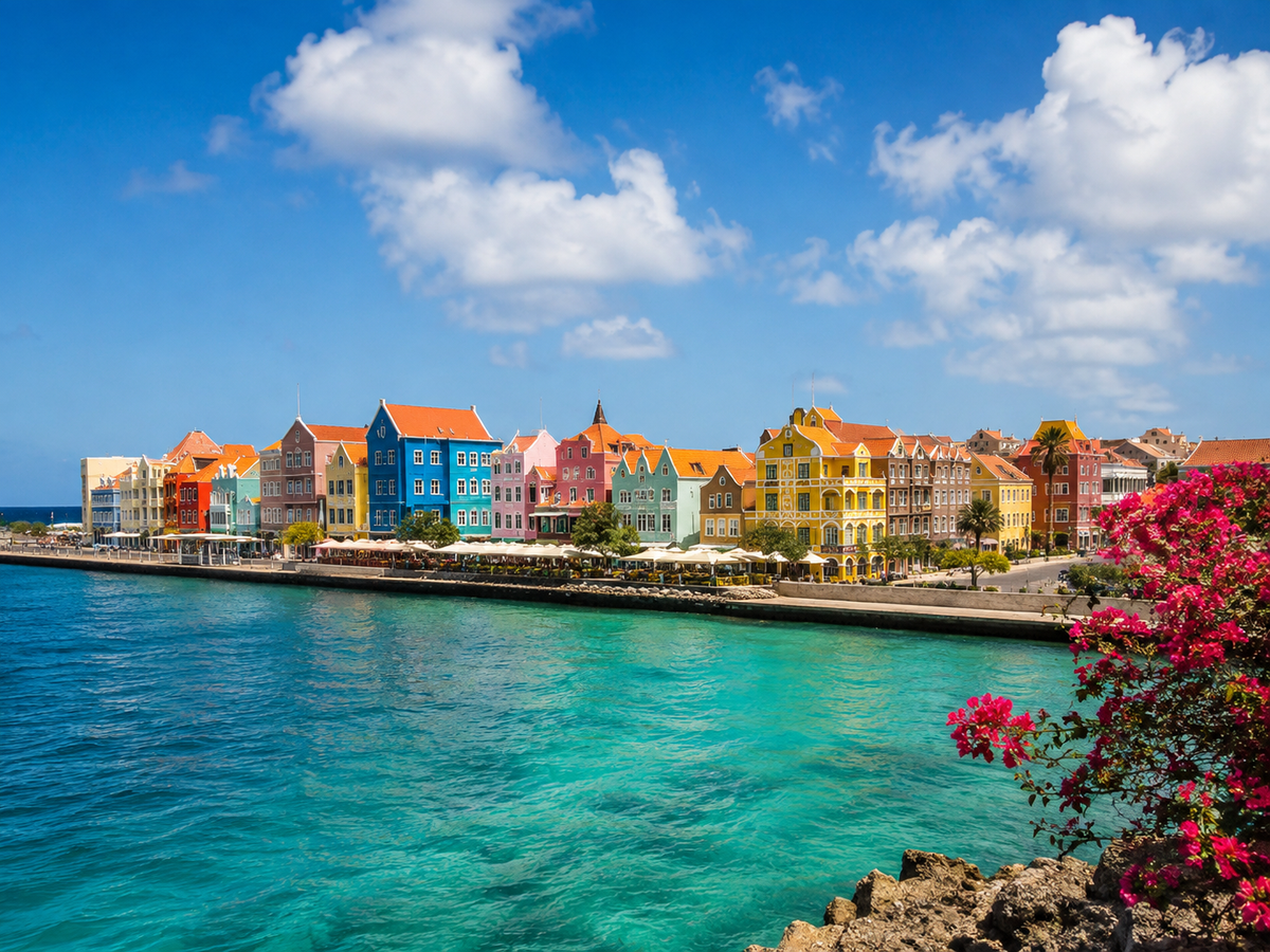 Discover experiences and things to do in Curaçao with ExploreIsla