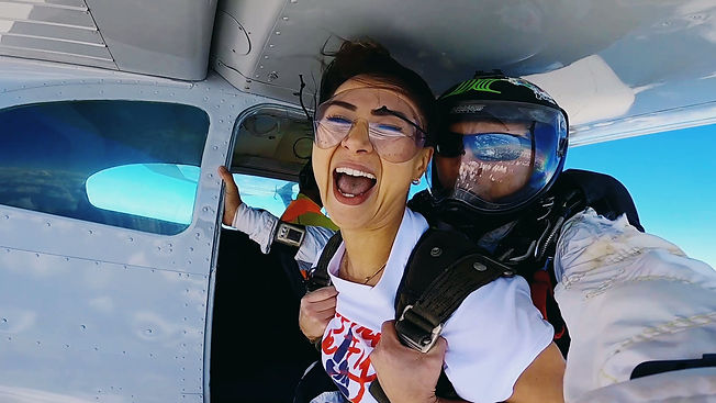 Skydive Curaçao tandem skydiving